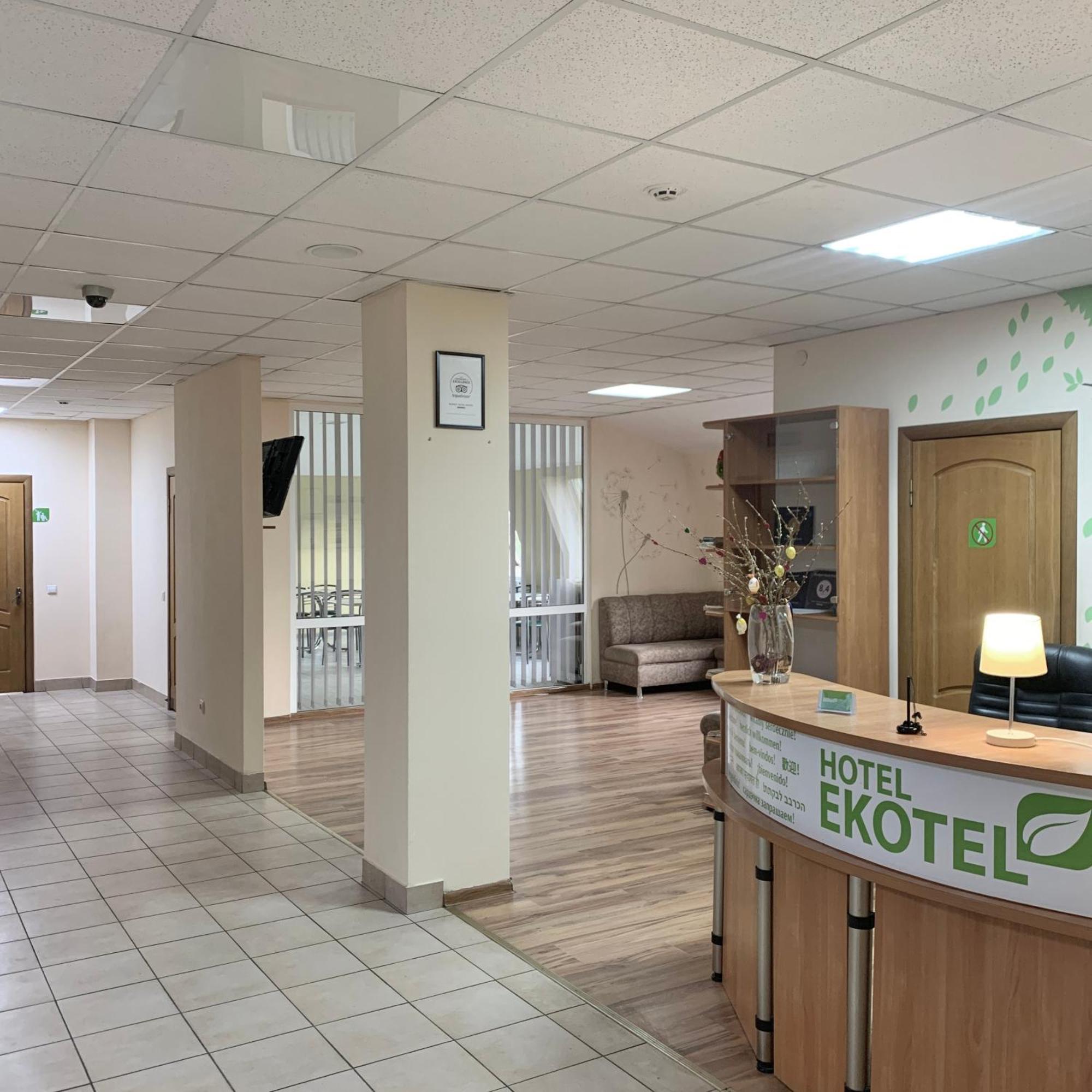 Budget Ekotel 3*